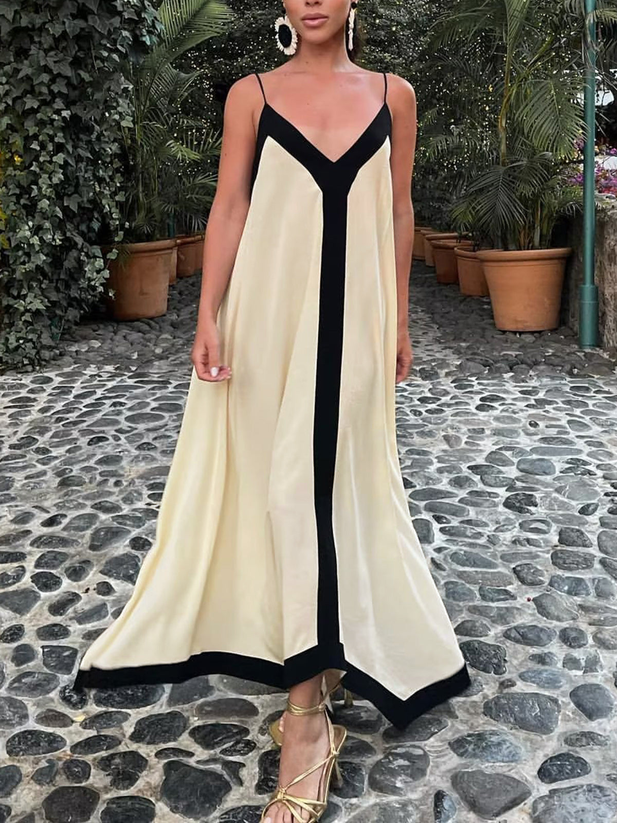 Amiyah Dress | Thin-Strap V-Neck Straight Dress